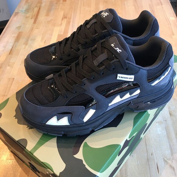 A Bathing Ape Shark Sta #1 "Black/White" 0ZXSHM191323M Sz 9.5 NEW - Picture 1 of 9